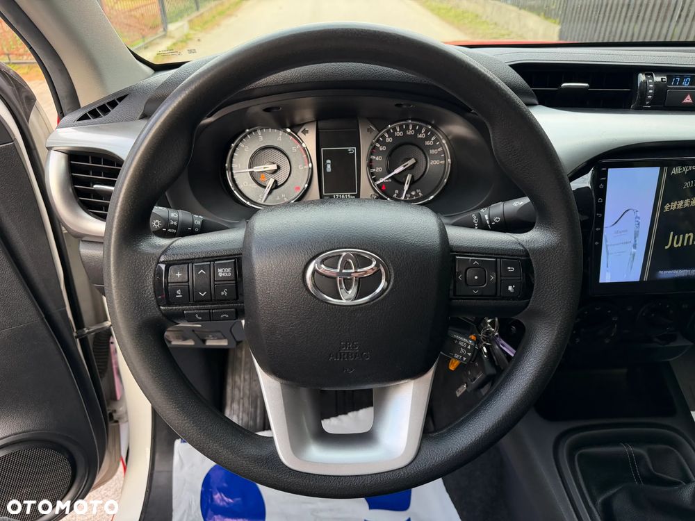 Toyota Hilux 2.4 D-4D Double Cab DLX 4x4 - 22