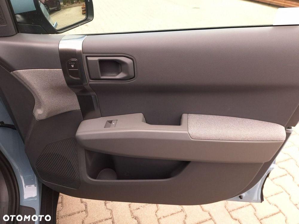 Kia EV3 81.4kWh Business Line - 32