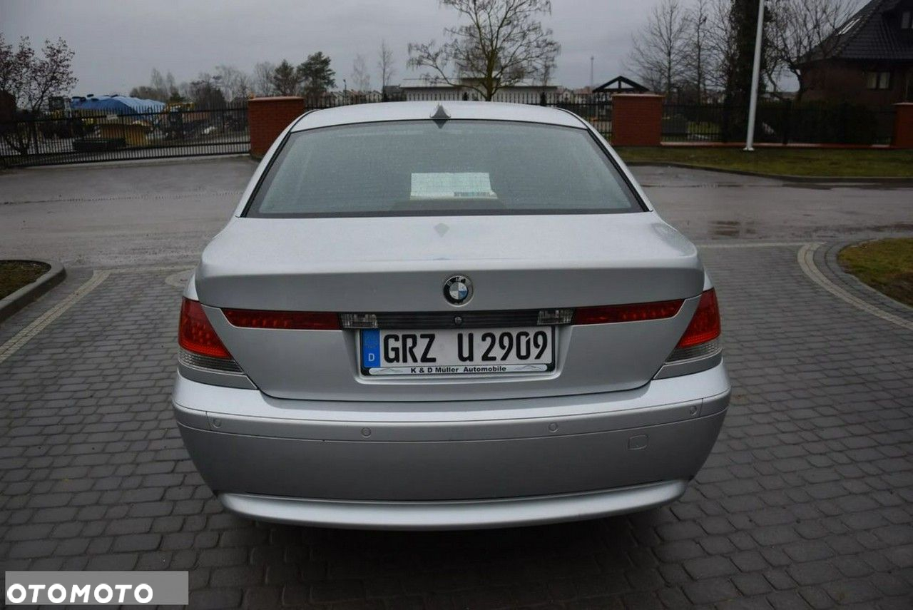 BMW Seria 7 - 13