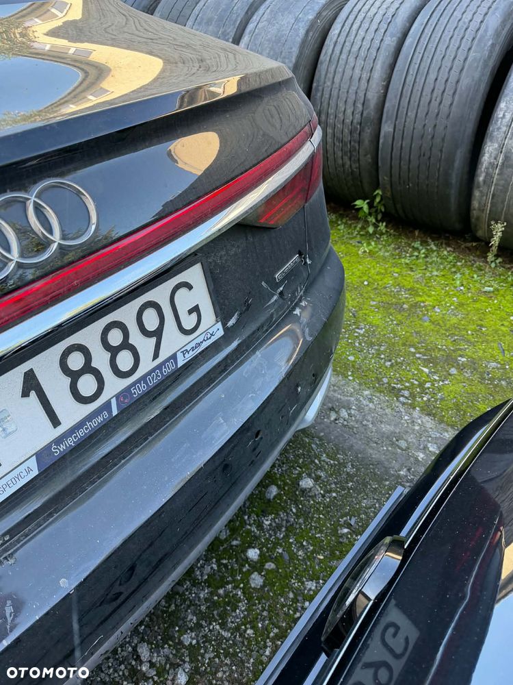 Audi A8 - 12