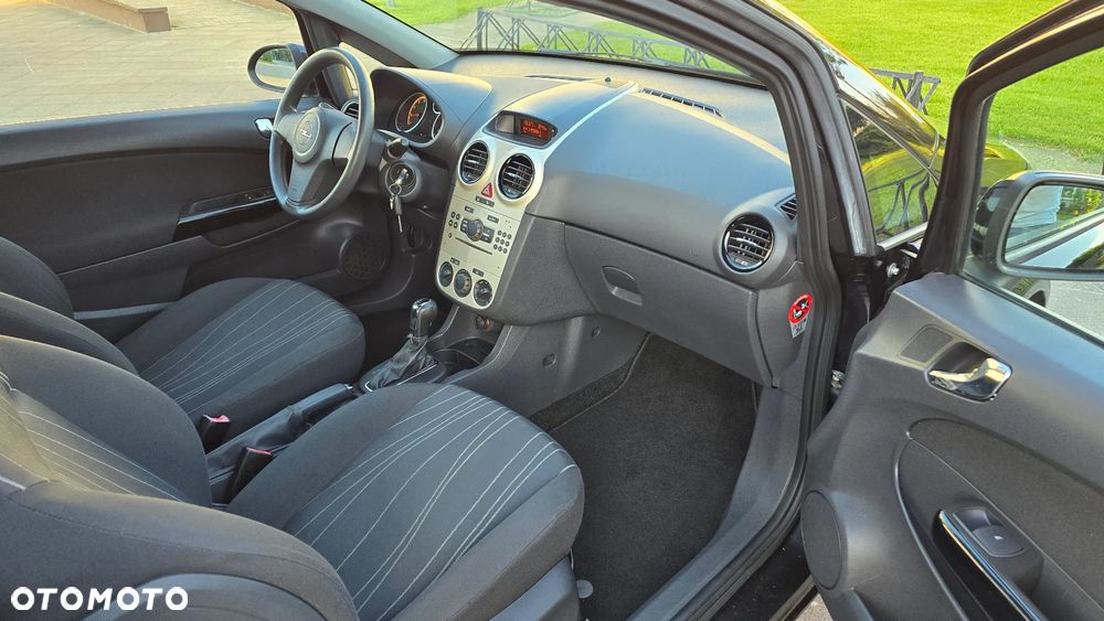 Opel Corsa - 10