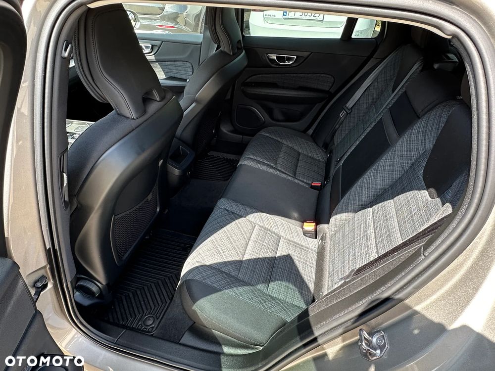 Volvo V60 - 21