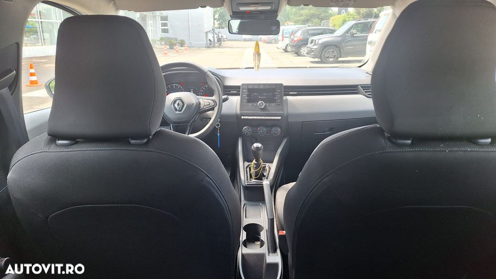 Renault Clio - 11