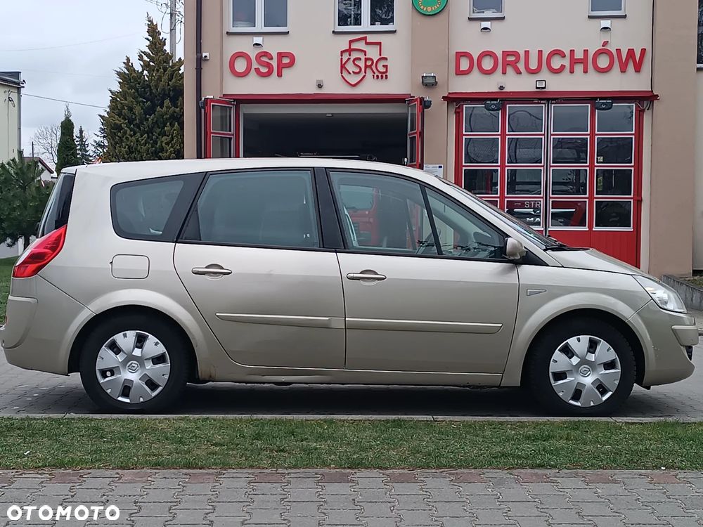 Renault Grand Scenic Gr 2.0 16V Emotion - 8