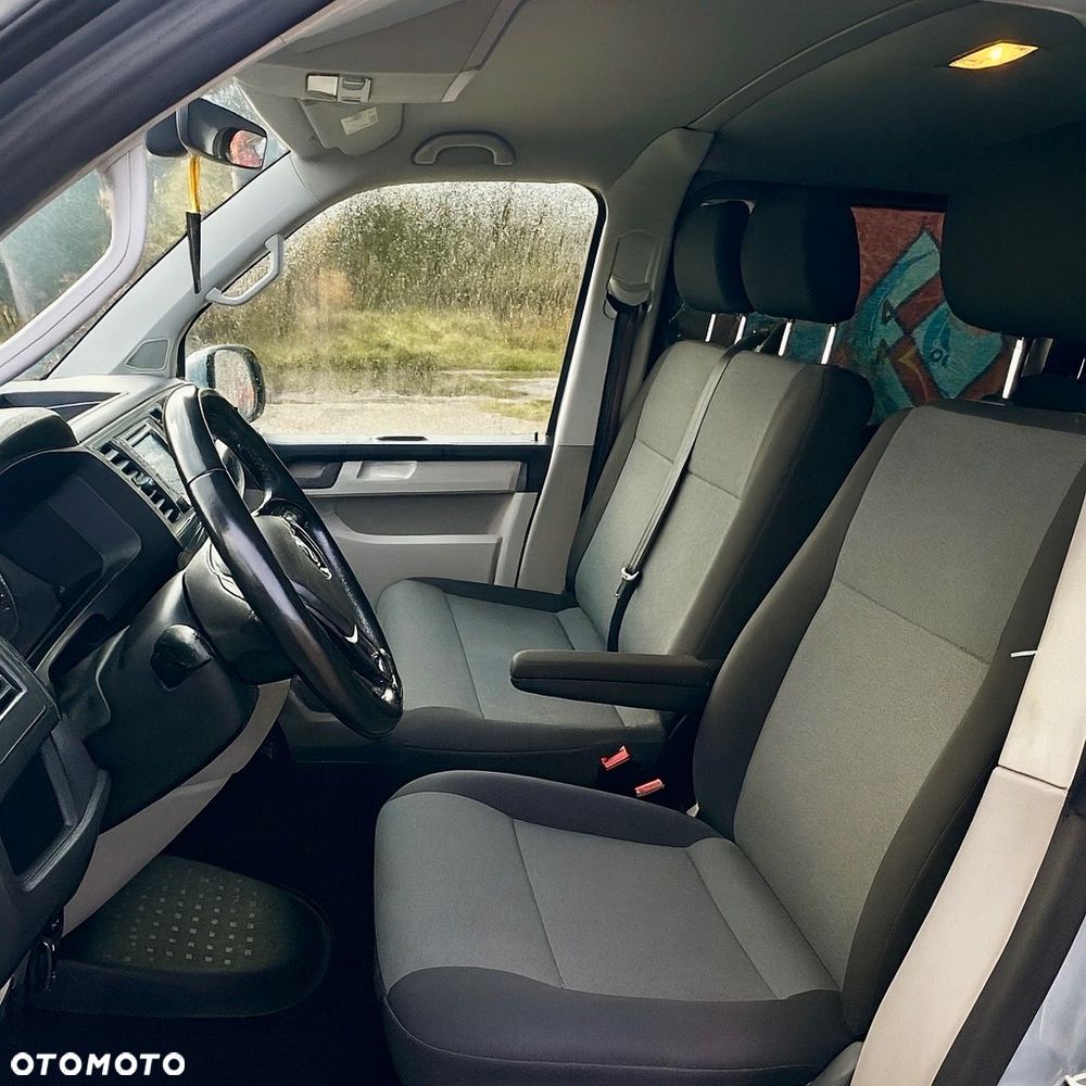 Volkswagen Transporter - 8