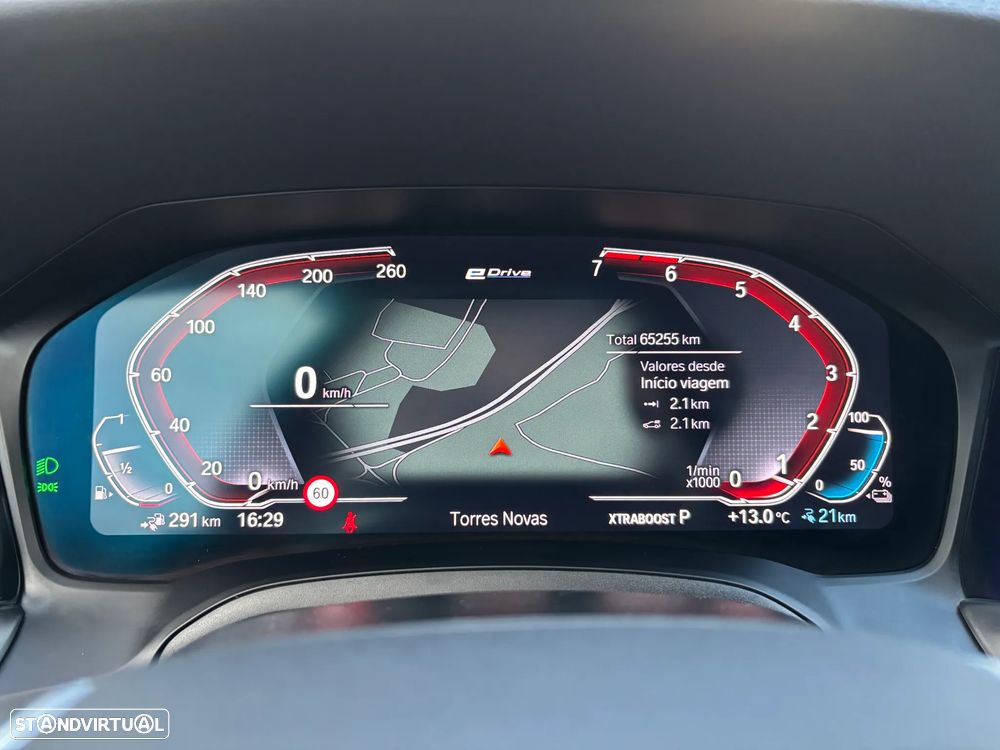 BMW 330 e Touring Line Sport Auto - 25