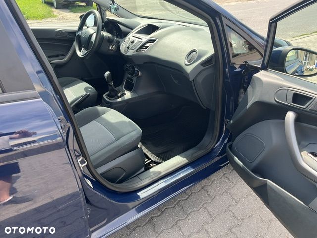 Ford Fiesta 1.25 Trend EU5 - 19