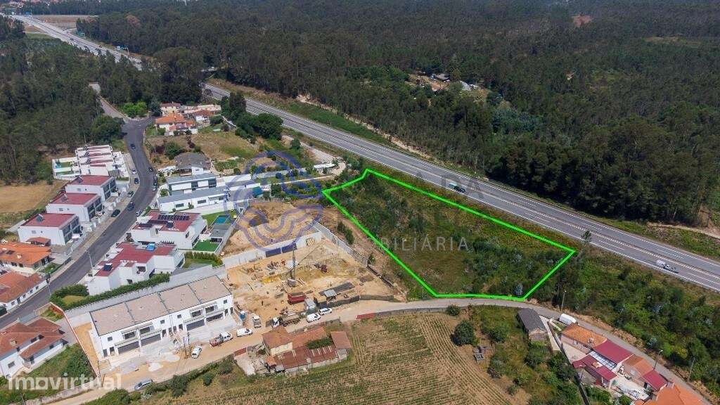 Terreno com projeto em fase de aprovação. Próximo do acesso da auto es - Vista 4