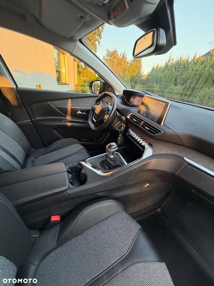 Peugeot 3008 BlueHDi 130 Stop & Start Allure Business-Paket - 18