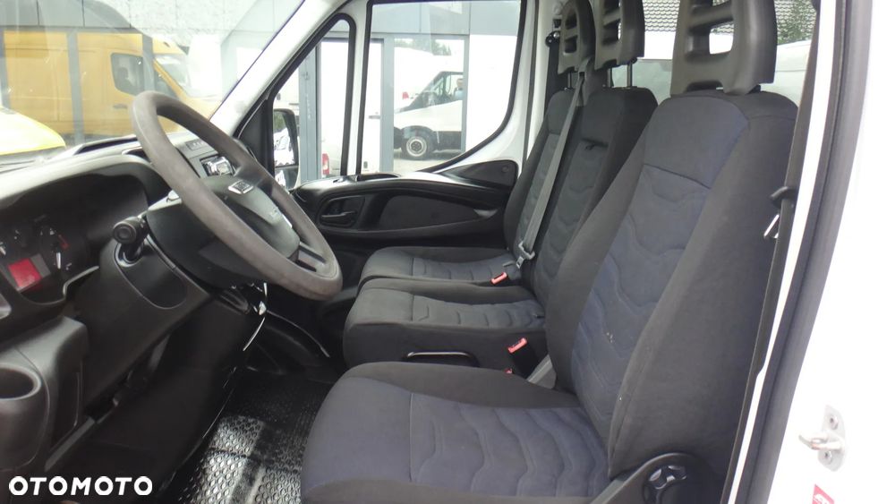 Iveco 35s16 - 11