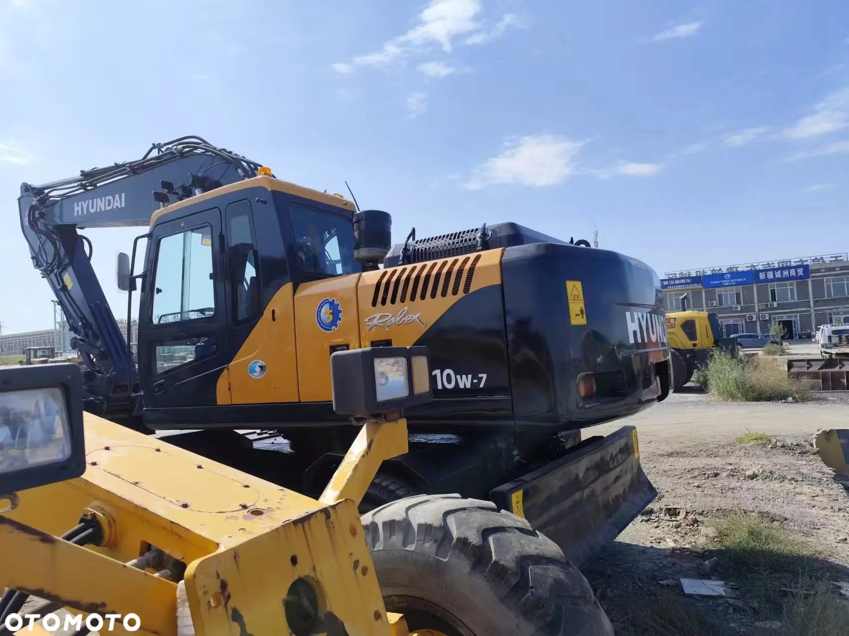 Hyundai R210W‑7 /Jak NOWA! /SUPER STAN / GPS W CENIE /Tylko 1,8T.MH. / DODATKOWE ŁYŻKI / CUMMINS / TRANSPORT W CENIE - 19