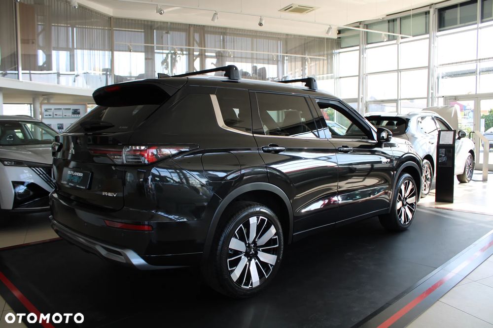 Mitsubishi Outlander Instyle - 3