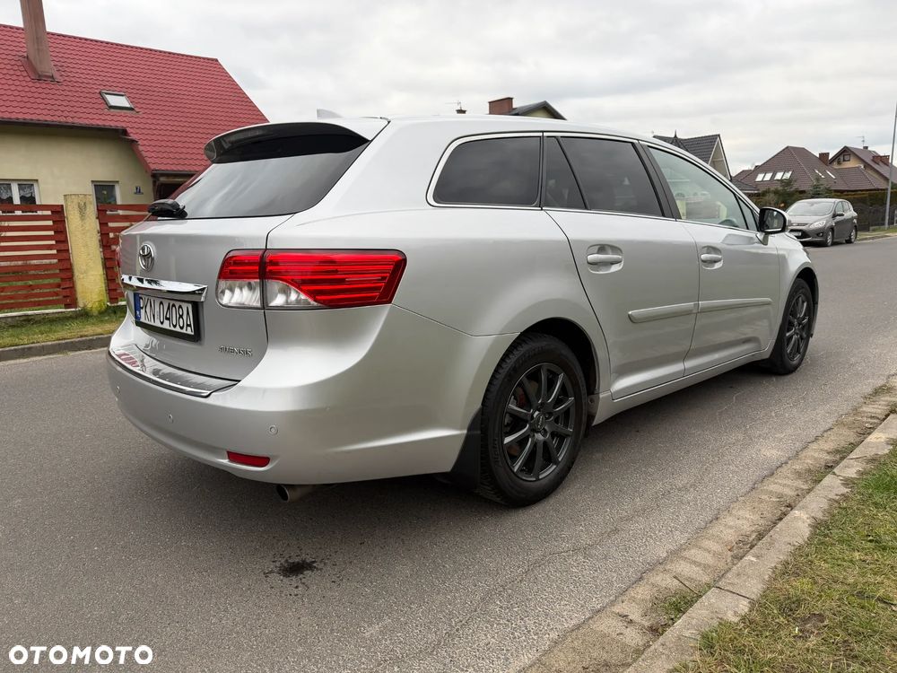 Toyota Avensis Touring Sports 1.8 Business Edition - 28