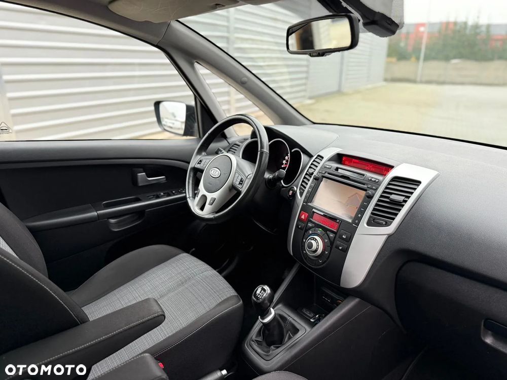 Mazda 3 1.6 CD Exclusive + - 12