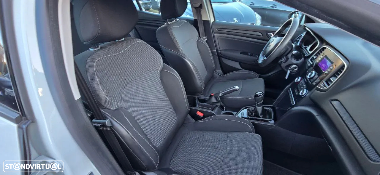 Renault Mégane 1.2 TCE Zen - 18