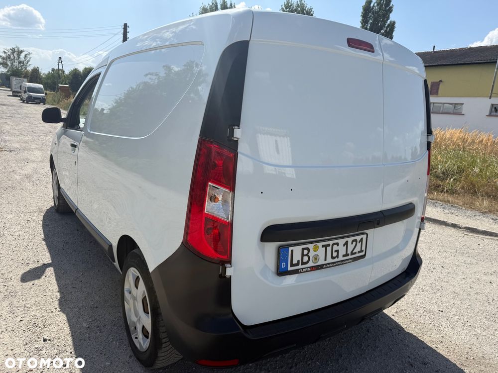 Dacia Doker - 5
