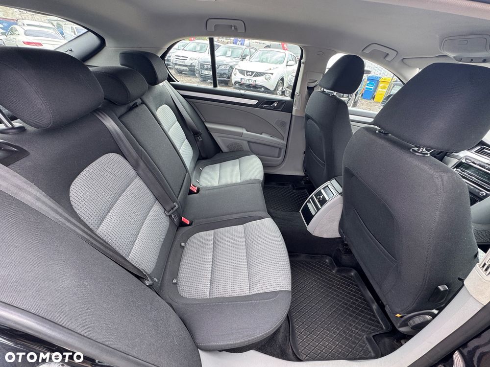 Skoda Superb 2.0 TDI Comfort - 26
