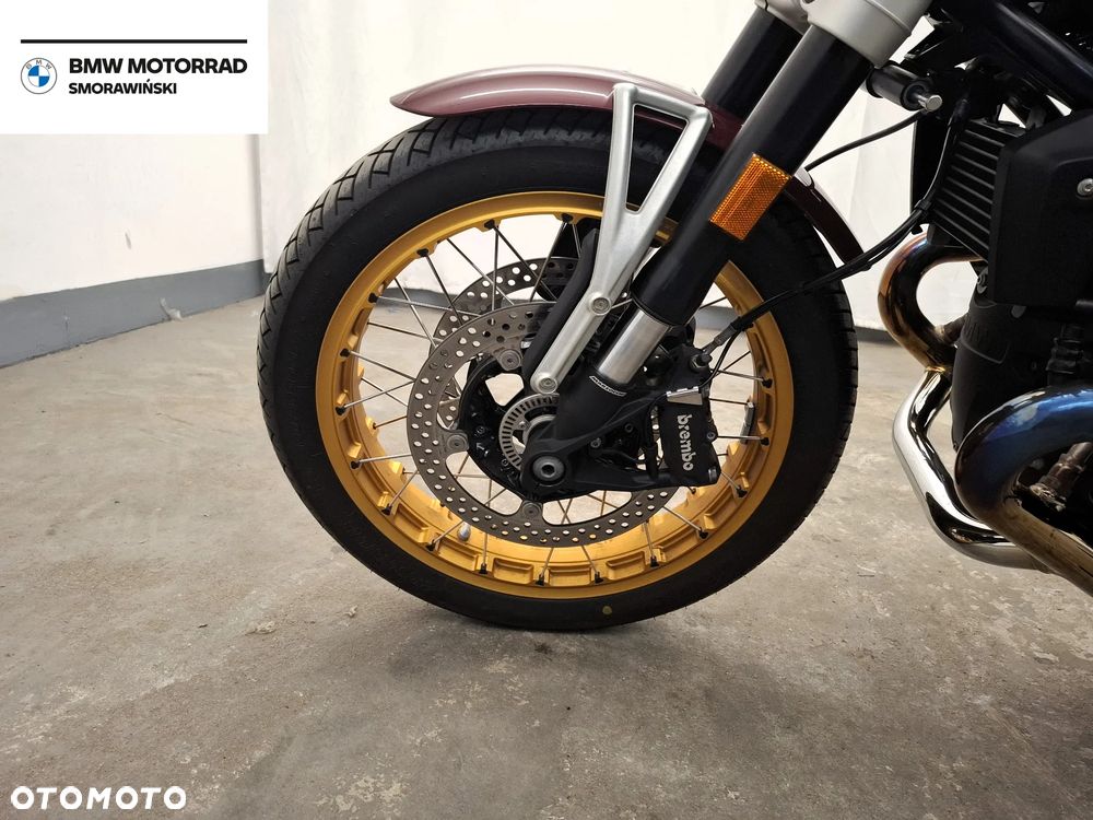 BMW R - 19