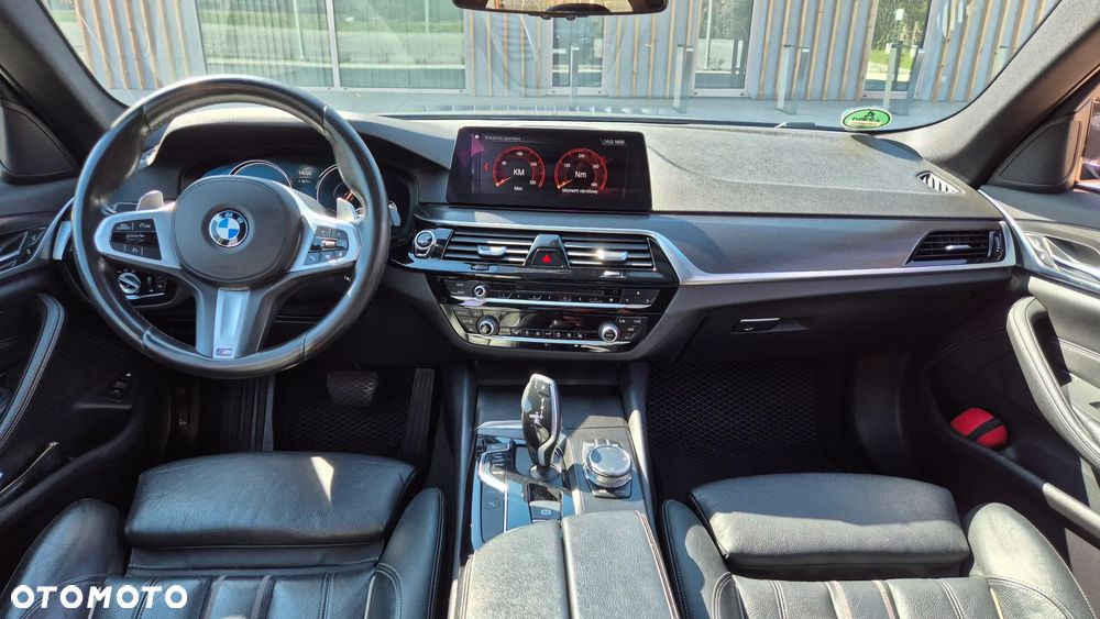 BMW Seria 5 530e iPerformance M Sport sport - 17