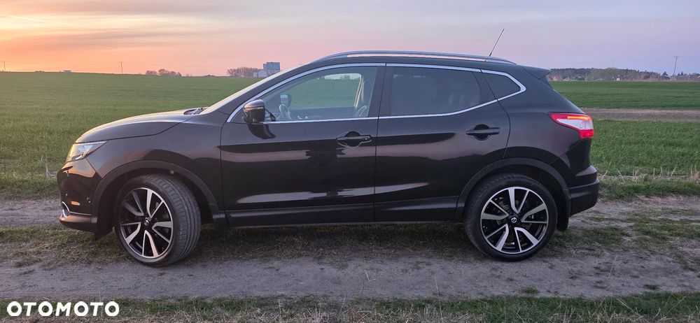 Nissan Qashqai 1.6 dCi Xtronic TEKNA+ - 2