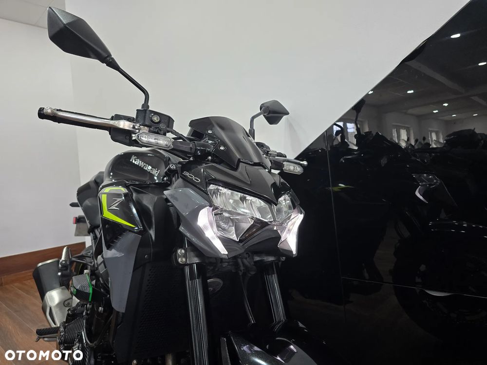 Kawasaki Z - 19