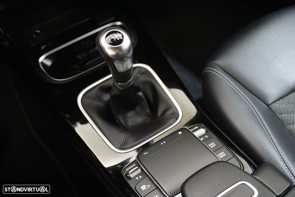 Mercedes-Benz A 180 - 16