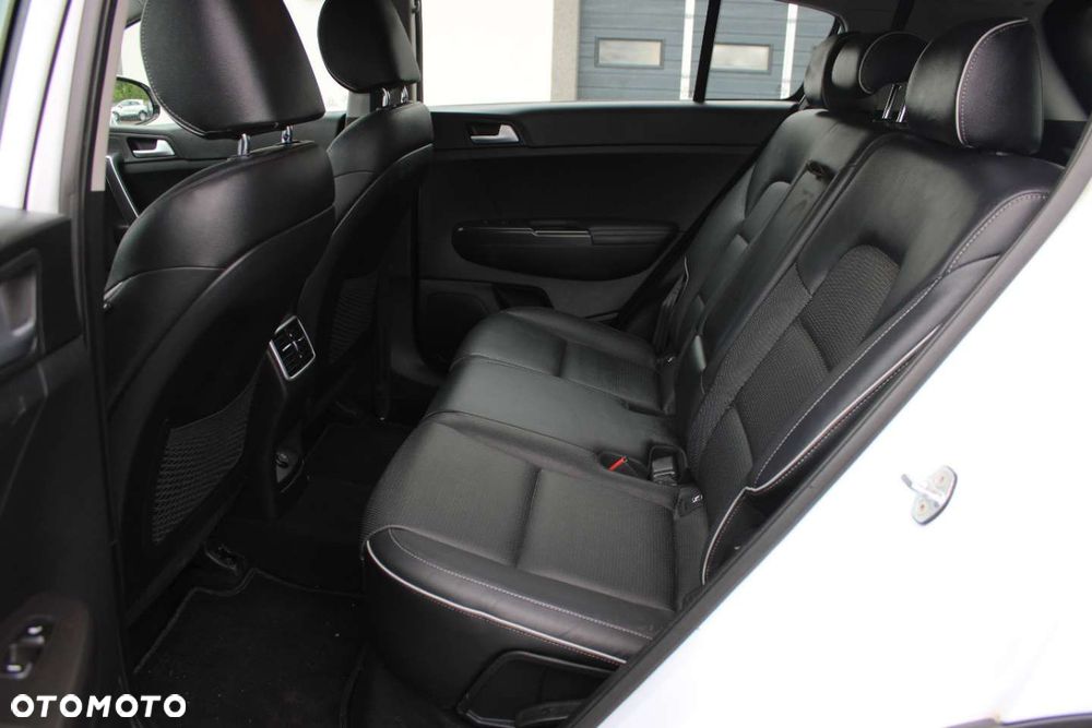 Kia Sportage - 18