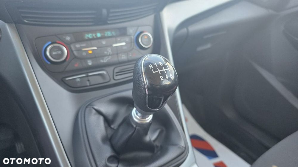 Ford Kuga - 19