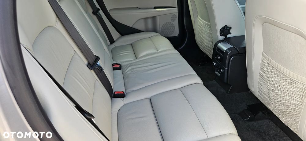 Volvo XC 70 - 38