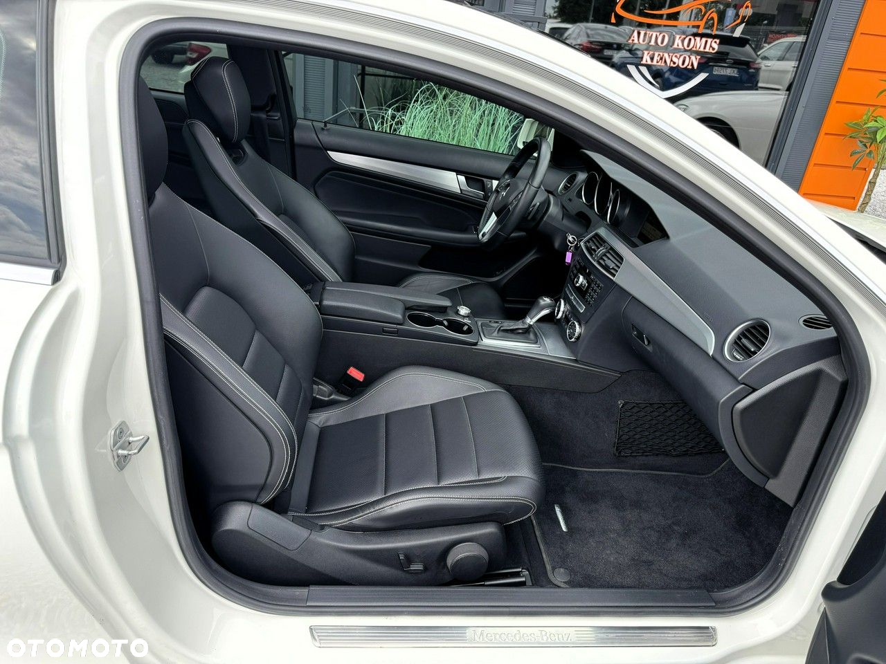 Mercedes-Benz Klasa C 250 Coupe (BlueEFFICIENCY) 7G-TRONIC - 22