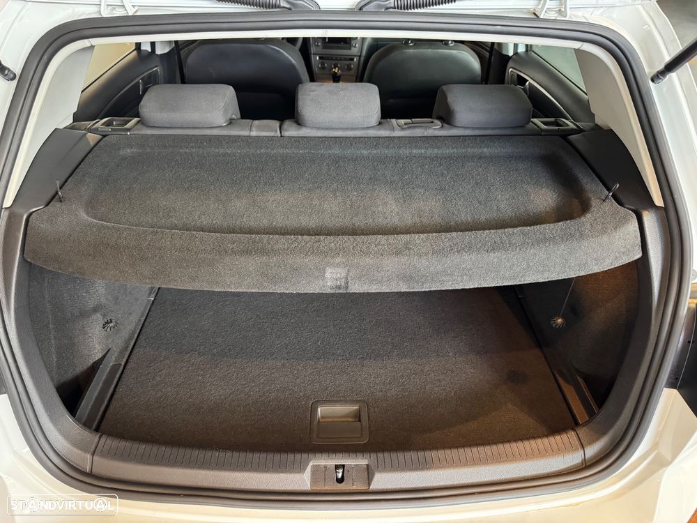 VW Golf 1.6 TDi BlueMotion Trendline - 45