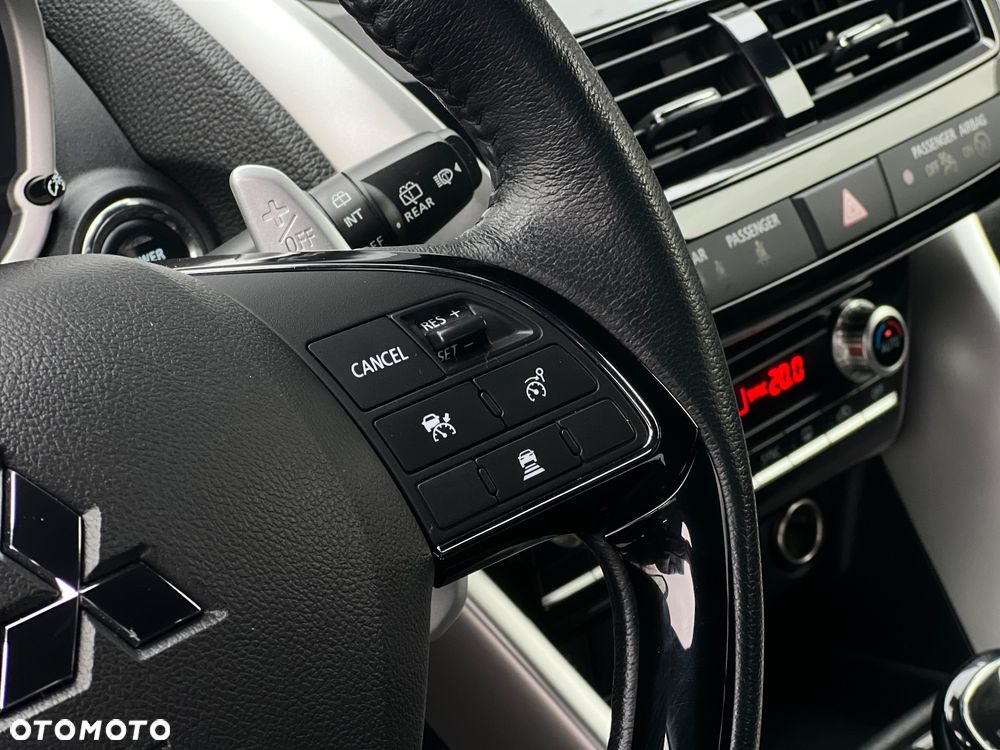 Mitsubishi Eclipse Cross - 30