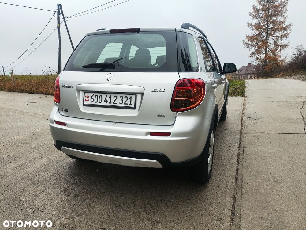 Suzuki SX4 1.6 Premium 4WD - 6