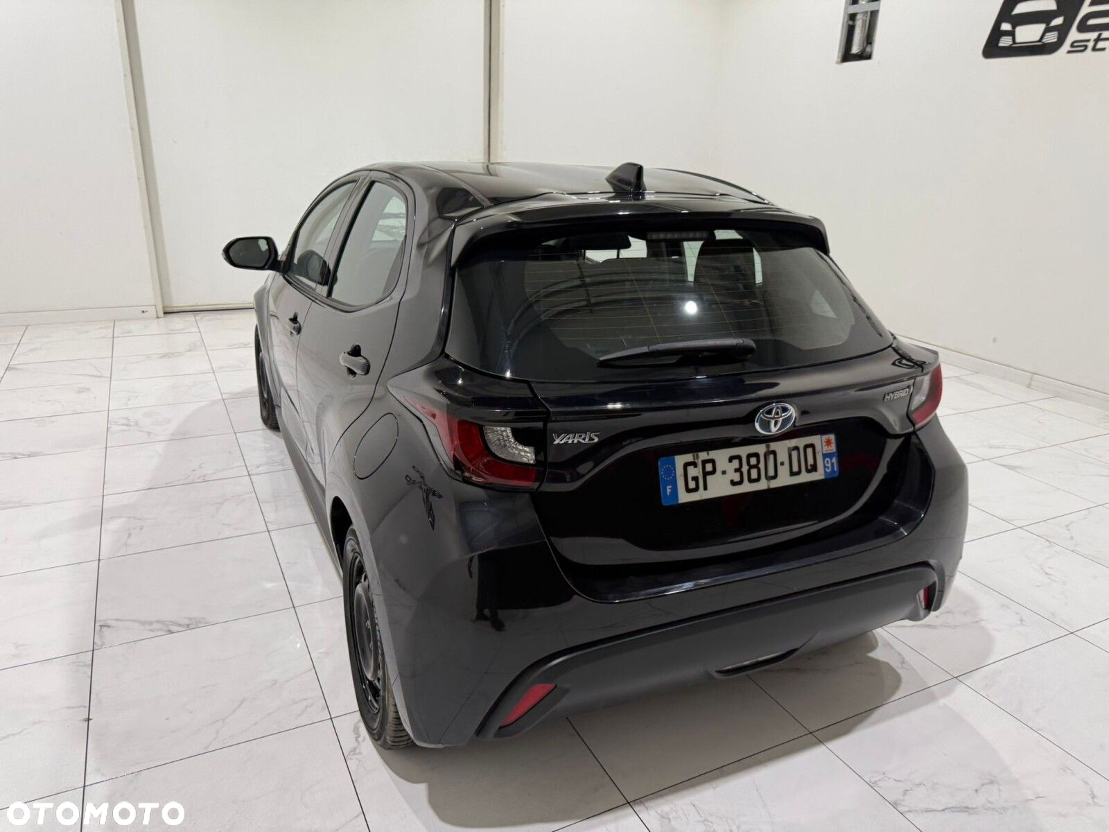 Toyota Yaris - 17