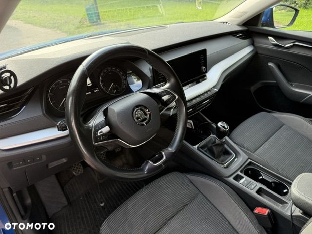 Skoda Octavia 1.5 TSI ACT Ambition - 4