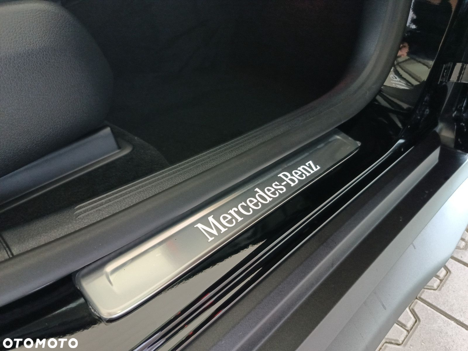 Mercedes-Benz GLC - 38