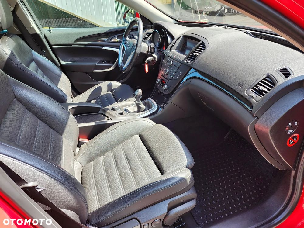Opel Insignia 2.0 Turbo 4x4 Sport - 23