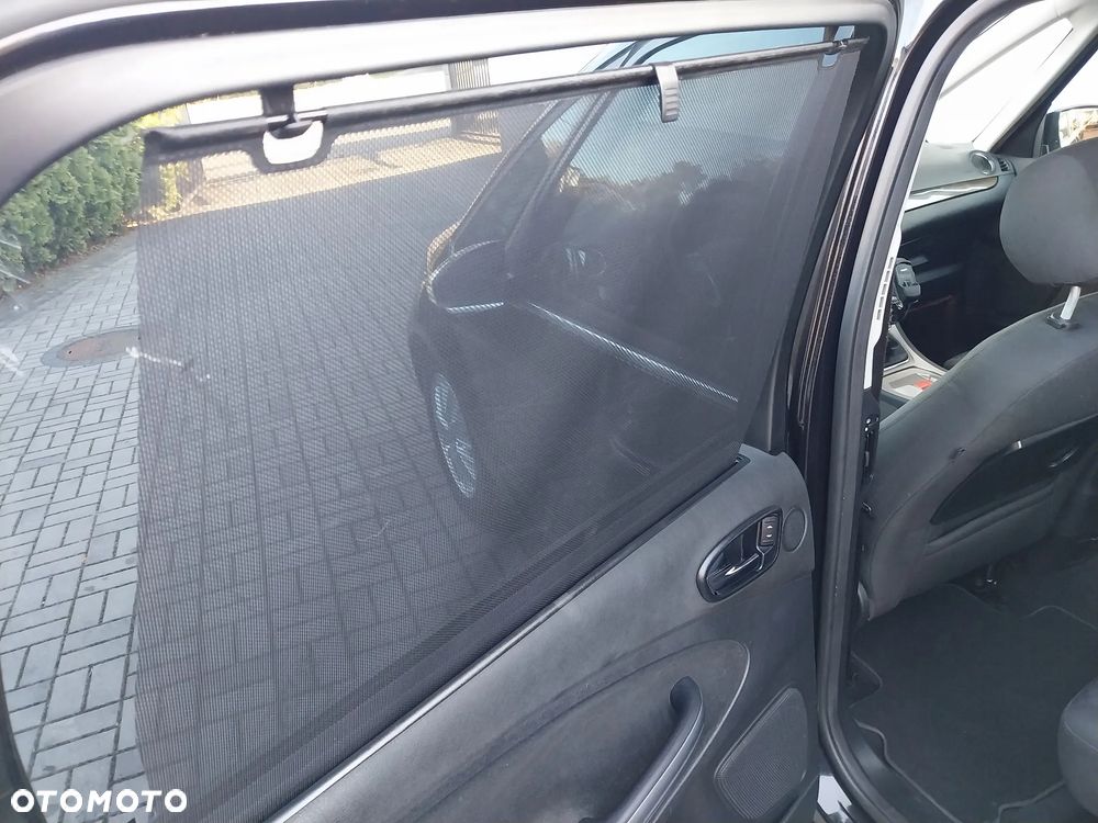 Ford Galaxy 2.0 TDCi Ghia - 25