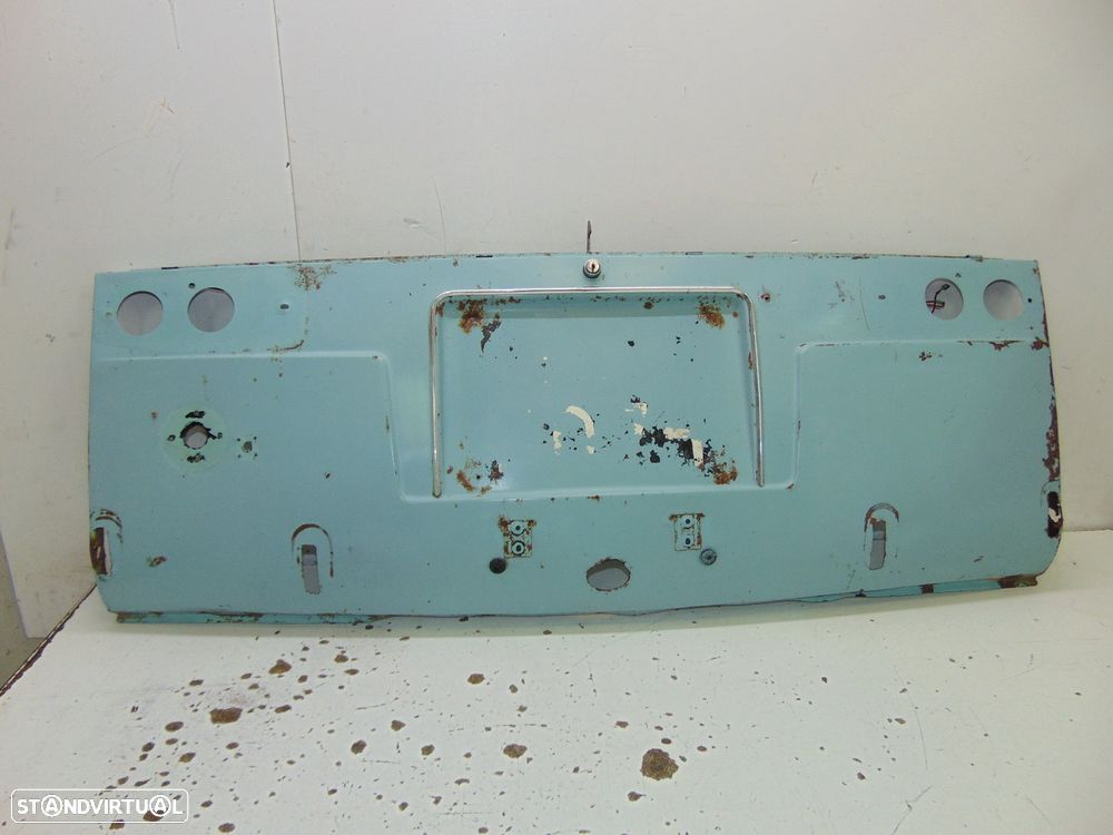 Renault 8 traseira - 1