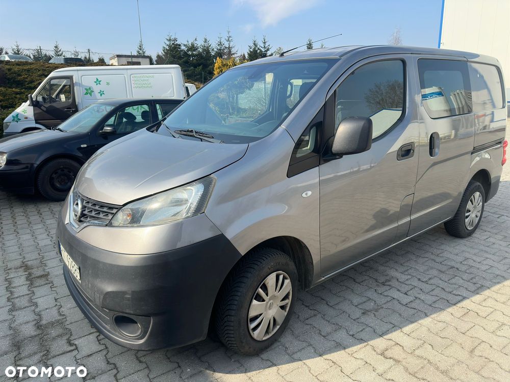 Nissan NV200 - 4