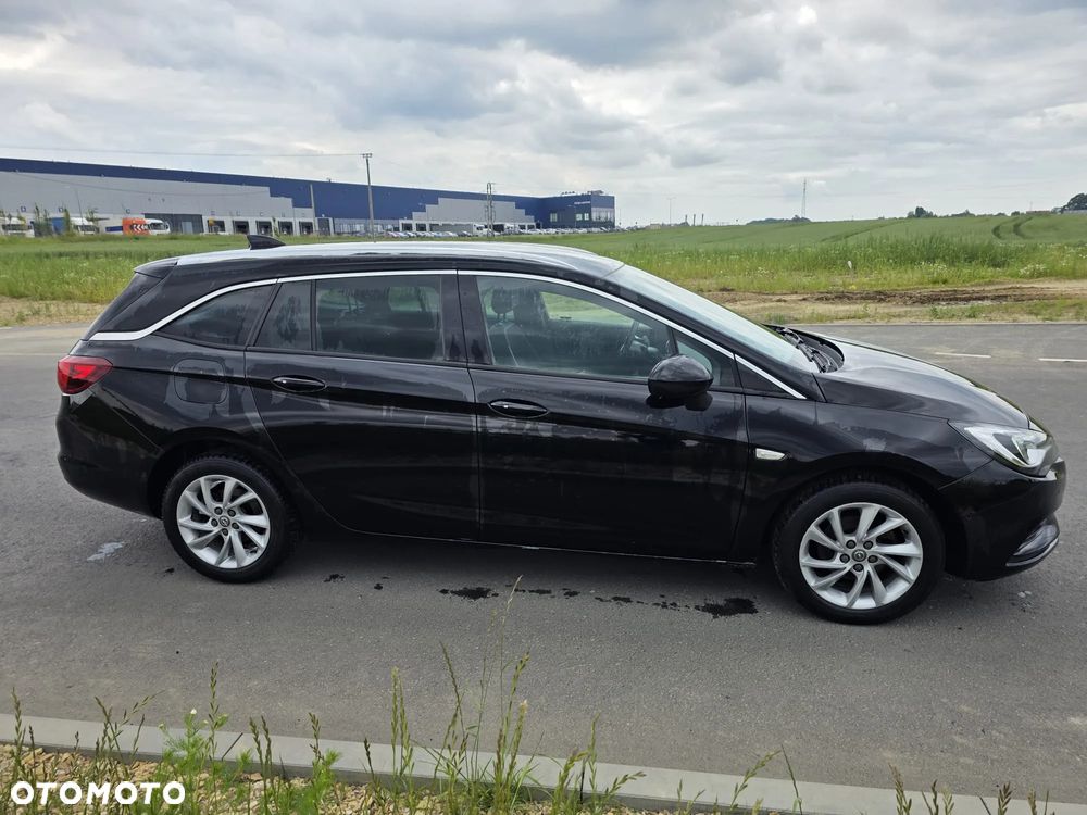 Opel Astra 1.4 T Elite S&S - 4