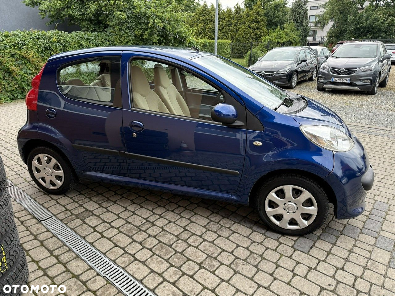 Peugeot 107 1.0 Happy - 4