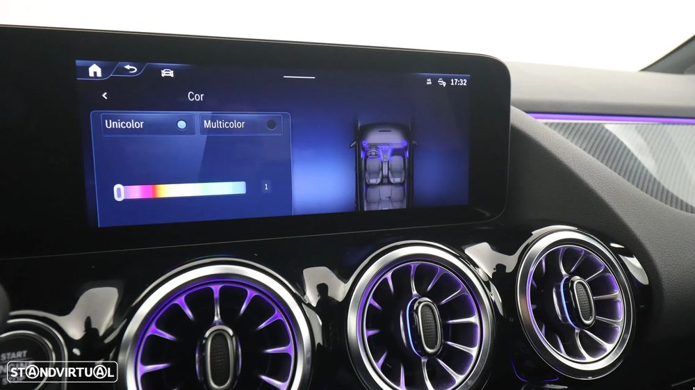 Mercedes-Benz GLA 180 d AMG Line - 17