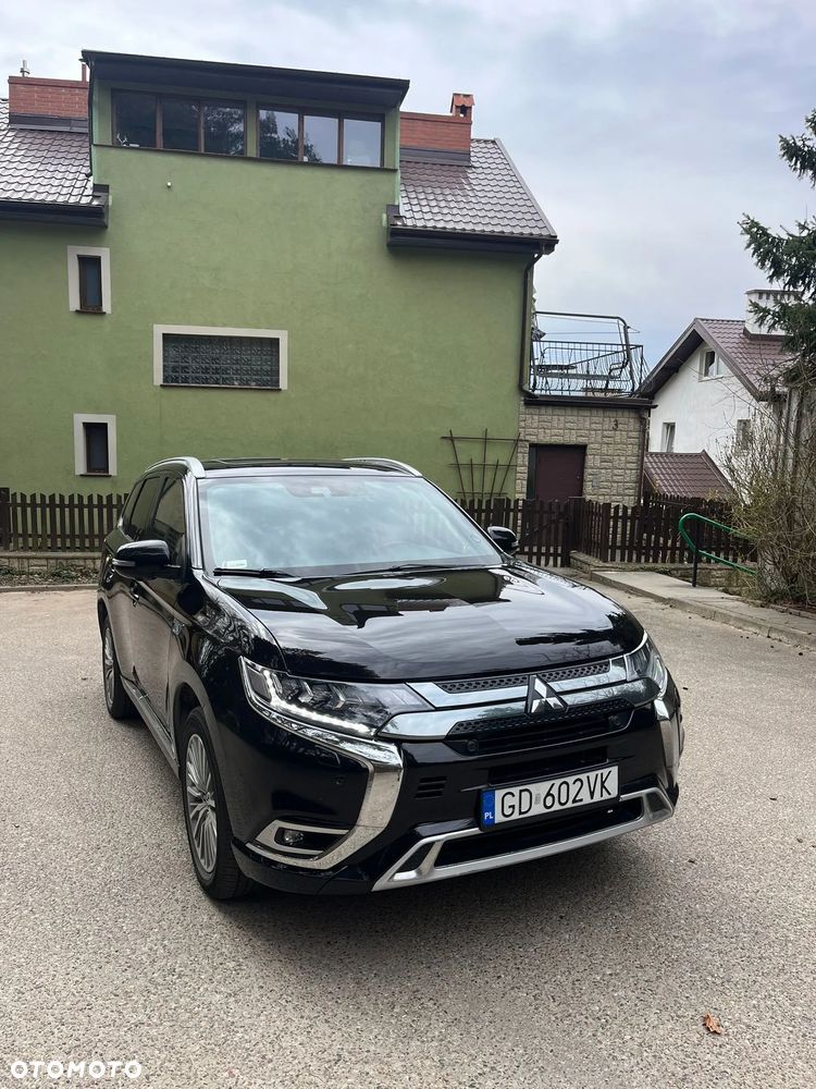 Mitsubishi Outlander Intense + - 1