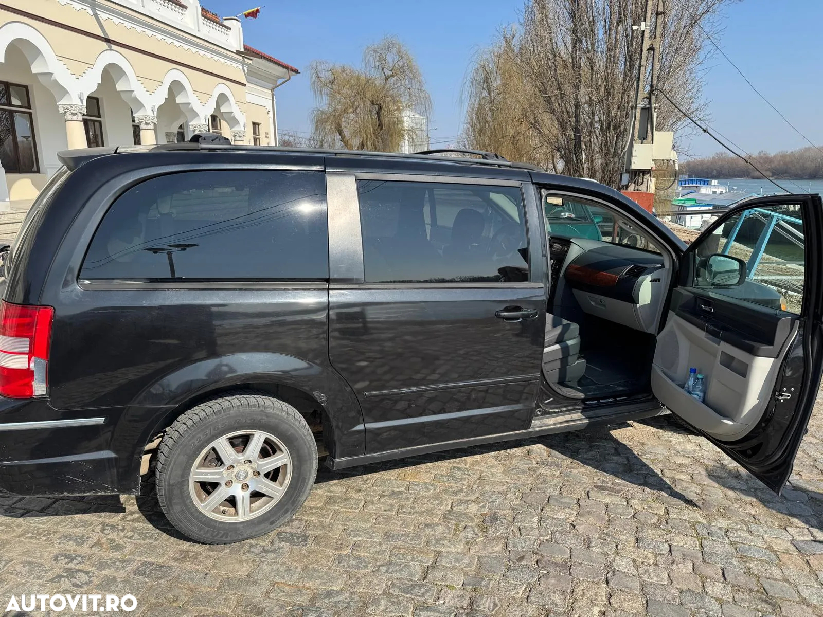 Chrysler Grand Voyager 2.8 CRD Automatik Limited - 4