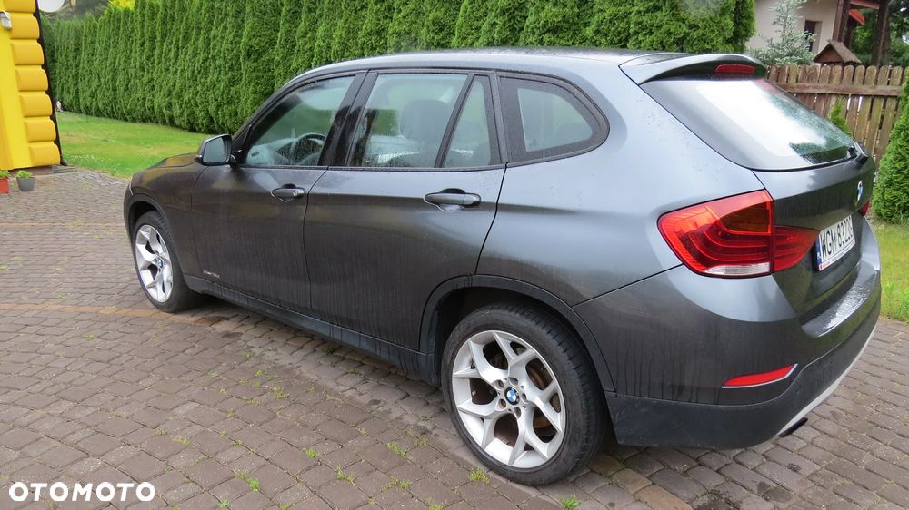 BMW X1 sDrive18d xLine - 4