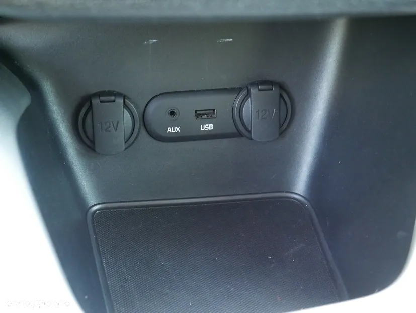 Kia Ceed 1.4 CVVT - 24