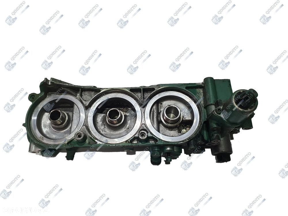 PODSTAWA FILTRA OLEJU VOLVO FH FM RENAULT  21304735 21905151 21248590 - 6
