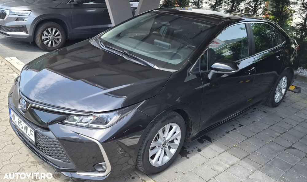 Toyota Corolla 1.8 Business Edition - 8