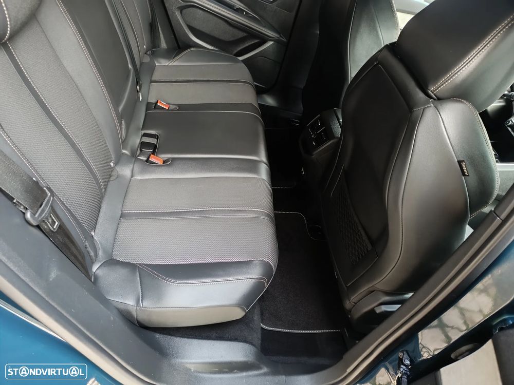 Peugeot 3008 1.2 PureTech GT EAT8 - 33